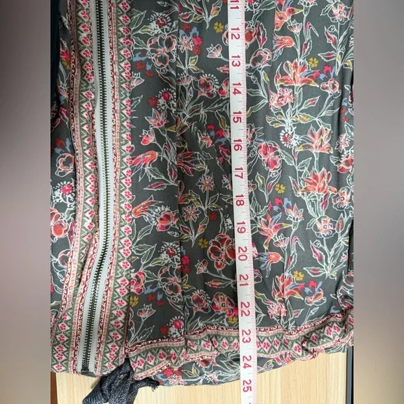 Free People Winlflowers Printed Cinched Kimono Zip Up Jacket Art XS/S Oversized - Picture 7 of 8